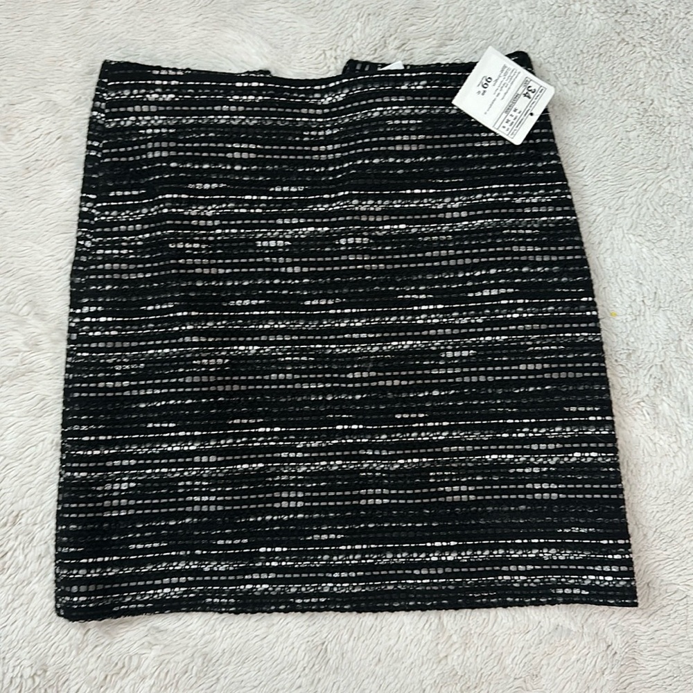 Mini pencil skirt